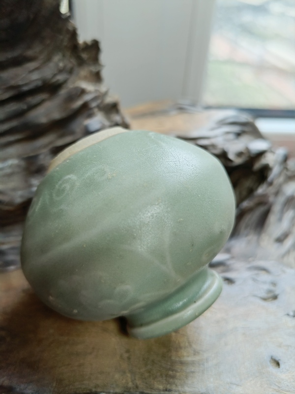 古玩陶瓷元——龍泉窯梅子青花卉紋水丞拍賣(mài),當(dāng)前價(jià)格5588元