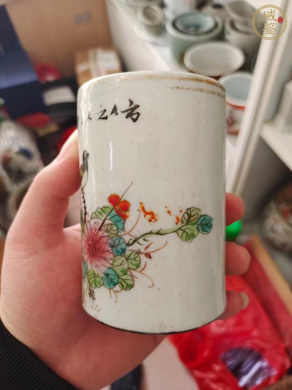 古玩陶瓷粉彩花鳥紋筆筒真品鑒賞圖