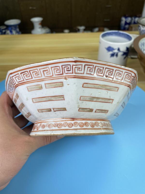 古玩陶瓷清同治 精品粉彩八卦紋大貢碗拍賣,當前價格1500元