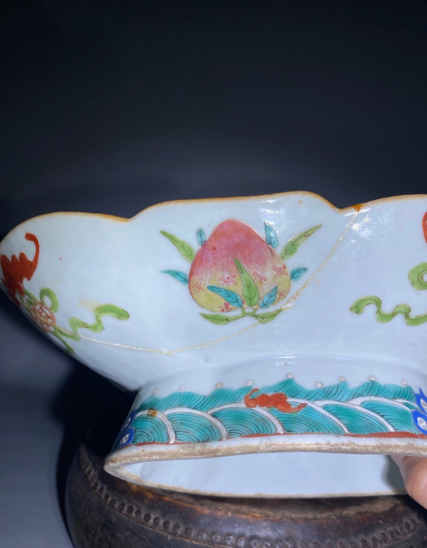 古玩陶瓷粉彩人物故事纹贡盘拍卖，当前价格4888元