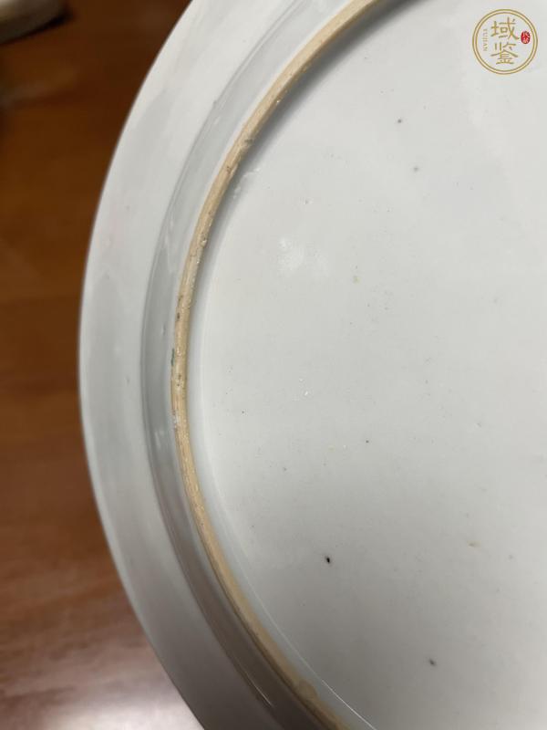 古玩陶瓷雍正·粉彩花籃紋折沿盤真品鑒賞圖