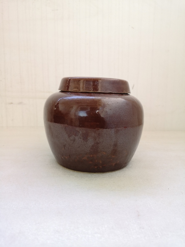 古玩陶瓷鐵銹釉蓋罐拍賣(mài),當(dāng)前價(jià)格234元