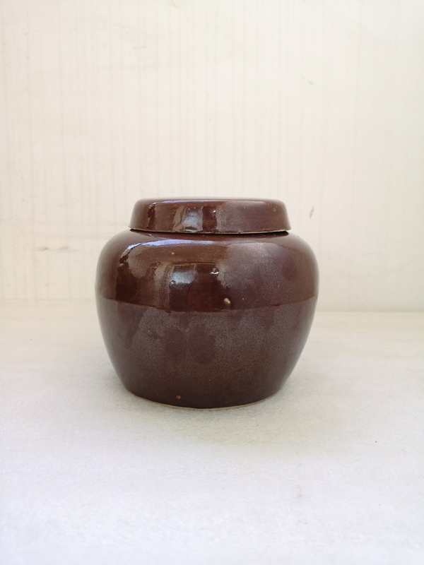 古玩陶瓷鐵銹釉蓋罐拍賣(mài),當(dāng)前價(jià)格234元