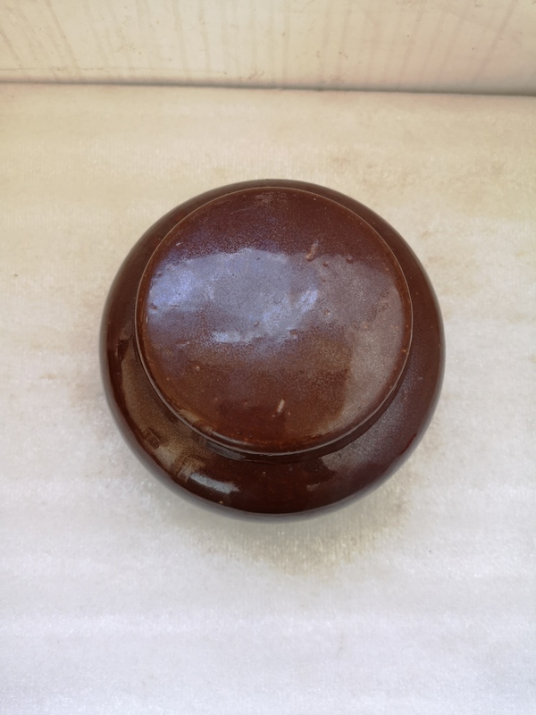 古玩陶瓷鐵銹釉蓋罐拍賣(mài),當(dāng)前價(jià)格234元