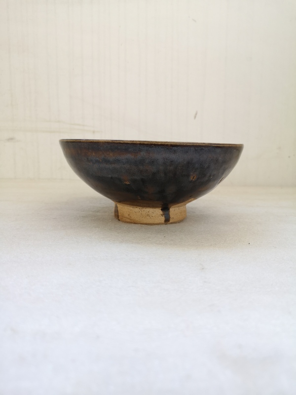 古玩陶瓷磁州窯窯變黑釉大碗拍賣,當前價格680元