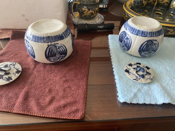 古玩陶瓷青花團(tuán)鶴蓋罐一對(duì)拍賣,當(dāng)前價(jià)格11000元