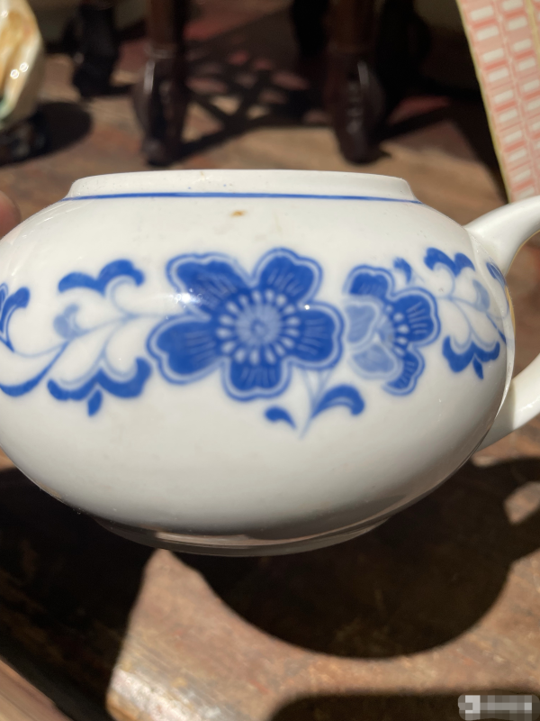 古玩陶瓷醴陵群力瓷厂花卉纹青花执壶拍卖，当前价格158元