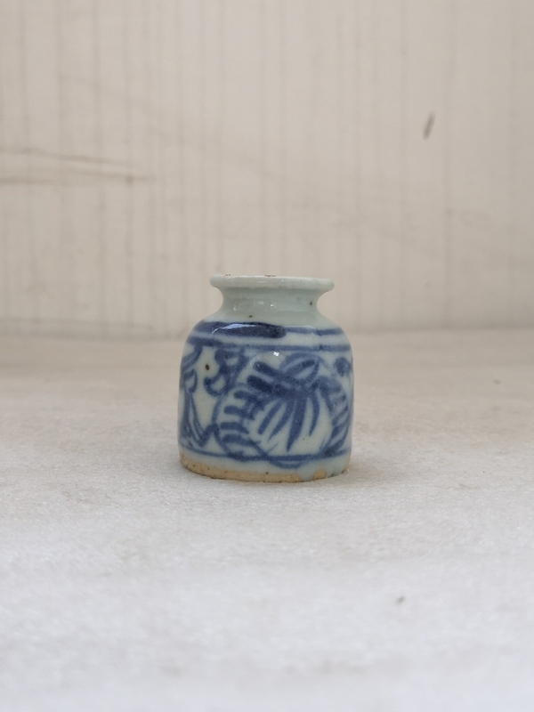 古玩陶瓷青花淡描花卉紋水盂拍賣,當前價格555元