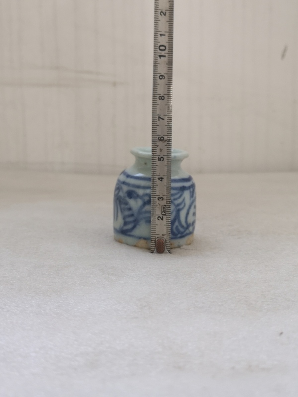 古玩陶瓷青花淡描花卉紋水盂拍賣,當前價格555元