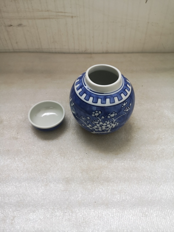 古玩陶瓷青花冰梅圖蓋罐拍賣,當前價格260元