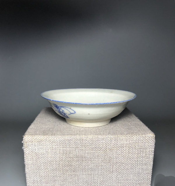 古玩陶瓷【清代】江字款折沿盤拍賣,當前價格0元