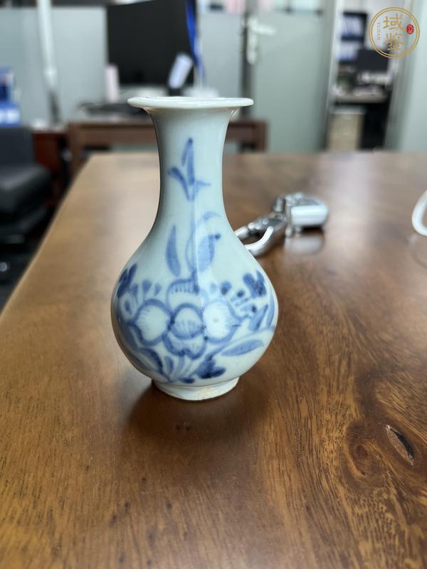 古玩陶瓷清早期德化窯青花花卉紋小玉壺春瓶真品鑒賞圖