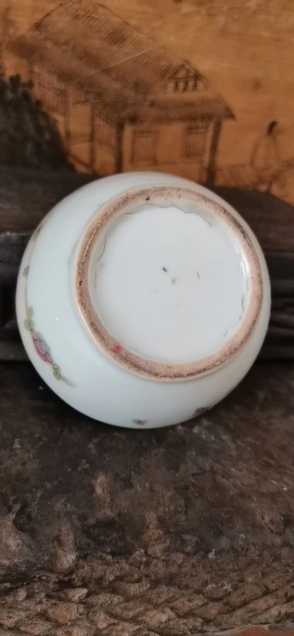 古玩陶瓷麒麟送子粉彩蓋盒拍賣,當前價格1600元