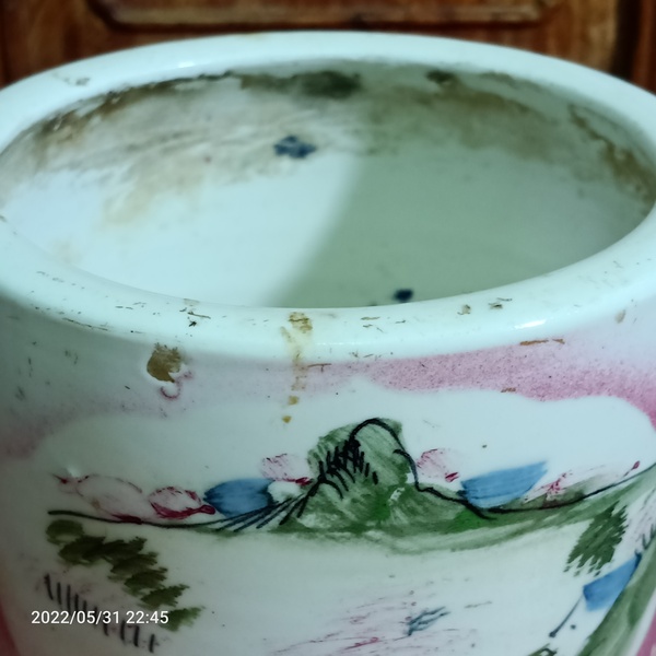 古玩陶瓷釉下五彩山水紋圈足筒式香爐拍賣,當前價格99元