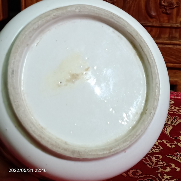 古玩陶瓷釉下五彩山水紋圈足筒式香爐拍賣,當前價格99元