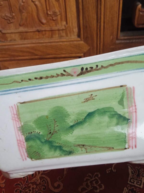 古玩陶瓷釉下五彩開(kāi)窗山水水仙盆拍賣(mài),當(dāng)前價(jià)格588元