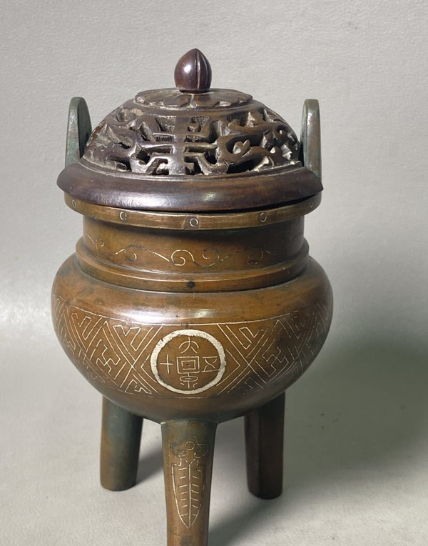 古玩銅器爐子拍賣,當(dāng)前價(jià)格15000元
