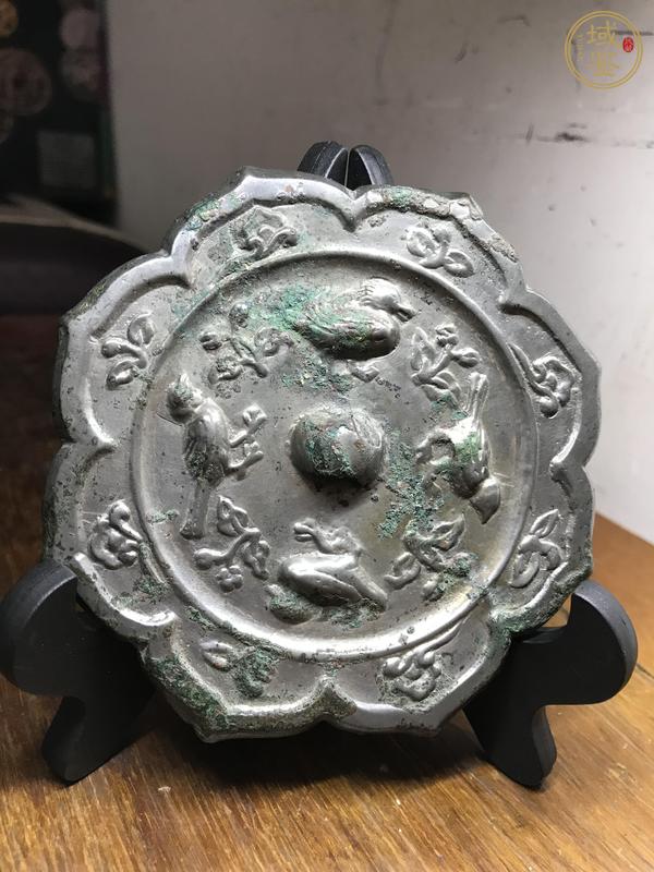 古玩銅器唐代八角鏡真品鑒賞圖