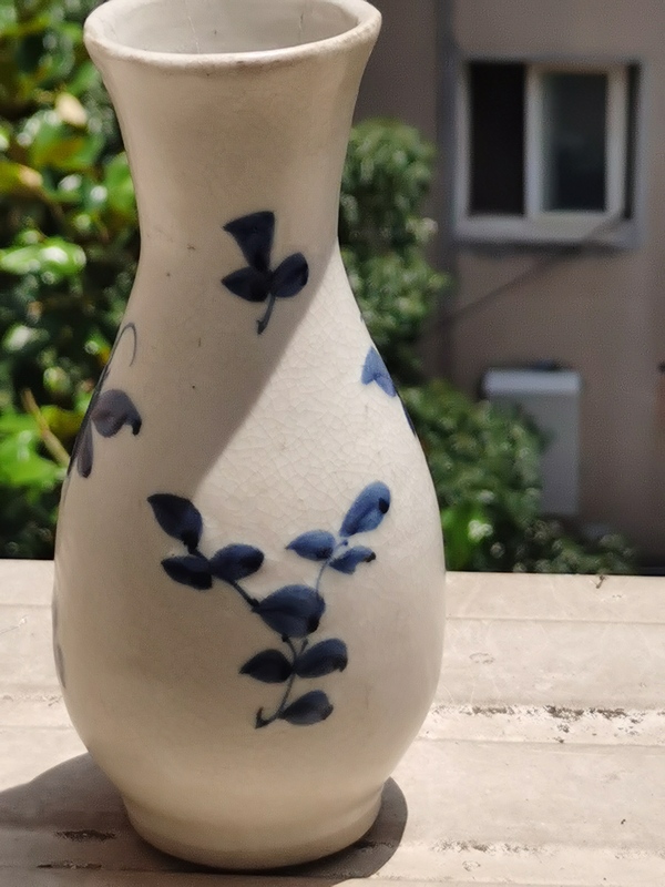 古玩陶瓷青花瓶拍賣,當(dāng)前價(jià)格1800元