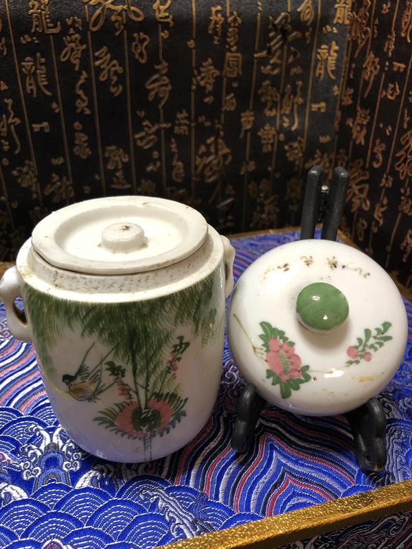 古玩陶瓷清末民初釉下彩繪花鳥紋蓋缸拍賣,當(dāng)前價(jià)格980元