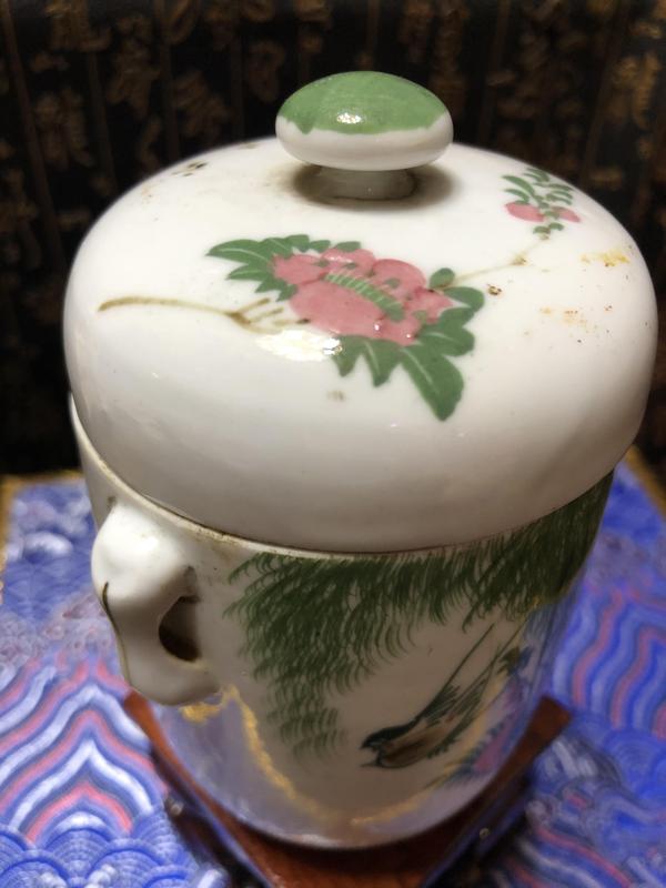 古玩陶瓷清末民初釉下彩繪花鳥紋蓋缸拍賣,當(dāng)前價(jià)格980元