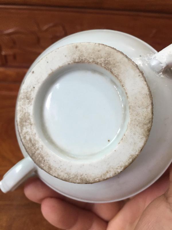 古玩陶瓷白釉夔龍雙耳香爐拍賣,當前價格6888元