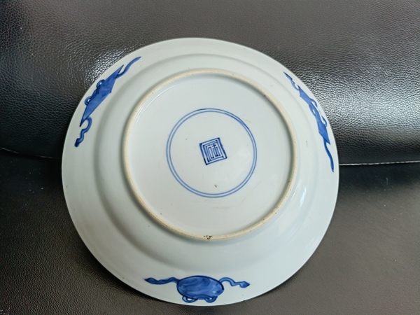 古玩陶瓷清—康熙精品青花八寶花卉紋折沿盤拍賣,當前價格6666元