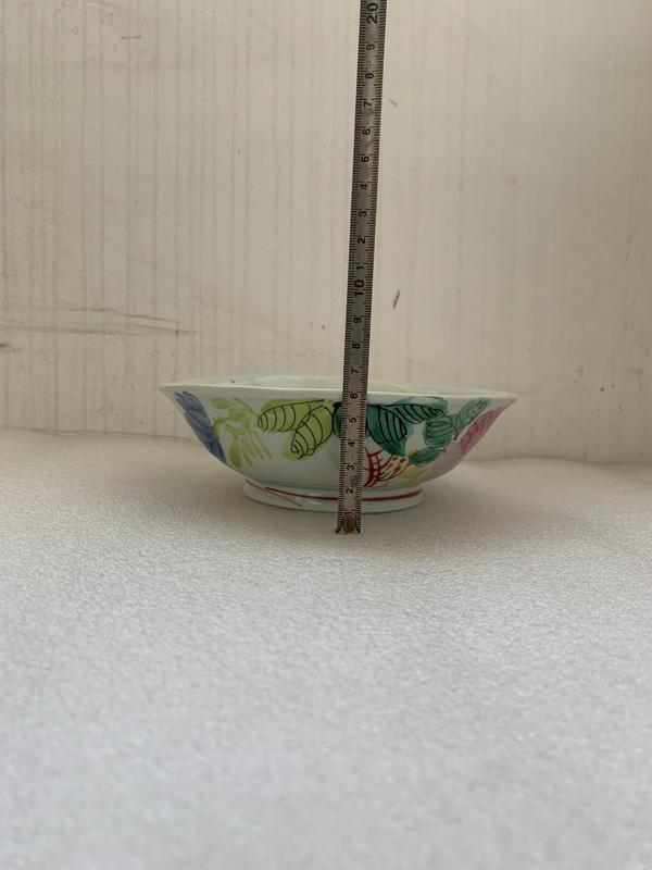 古玩陶瓷粉彩花鳥紋葵口碗拍賣,當前價格298元