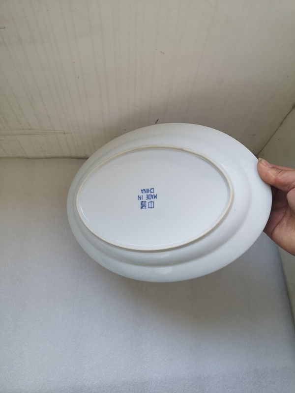 古玩陶瓷青花印山水樓閣紋長盤拍賣,當前價格398元
