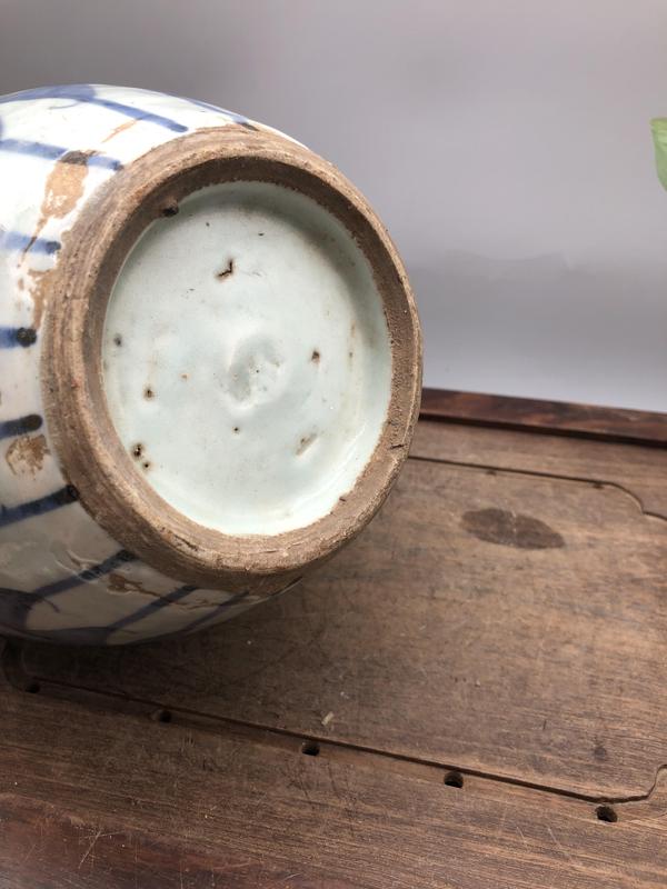 古玩陶瓷清中期【實(shí)物保真】青花花卉紋罐拍賣，當(dāng)前價(jià)格350元