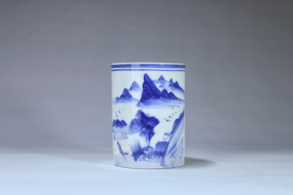 古玩陶瓷青花山水紋大筆筒拍賣,當(dāng)前價(jià)格1500元