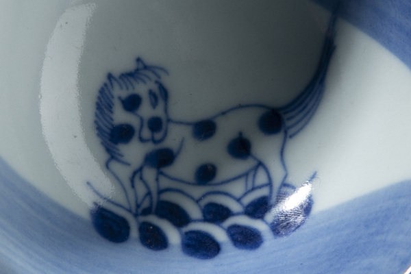 古玩陶瓷清晚·青花龍馬紋小碗一對(duì)拍賣,當(dāng)前價(jià)格5000元