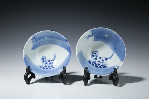 古玩陶瓷清晚·青花龍馬紋小碗一對(duì)拍賣，當(dāng)前價(jià)格5000元