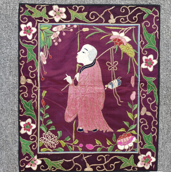 古玩雜項(xiàng)清代刺繡羅漢圖(已裝裱)拍賣，當(dāng)前價(jià)格3000元