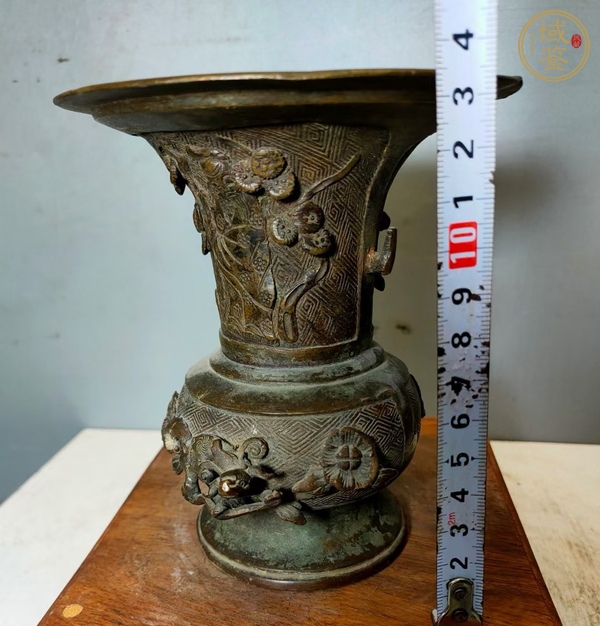 古玩銅器花觚真品鑒賞圖