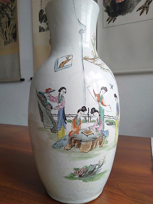 古玩陶瓷民國(guó)·水彩侍女雙耳大瓶拍賣,當(dāng)前價(jià)格600元