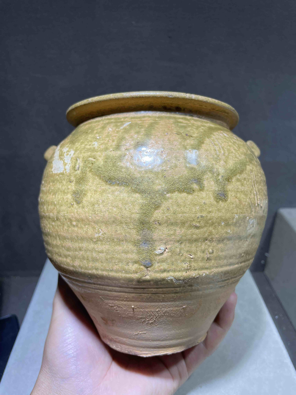 古玩陶瓷越窯系青瓷雙系罐拍賣，當(dāng)前價(jià)格5000元
