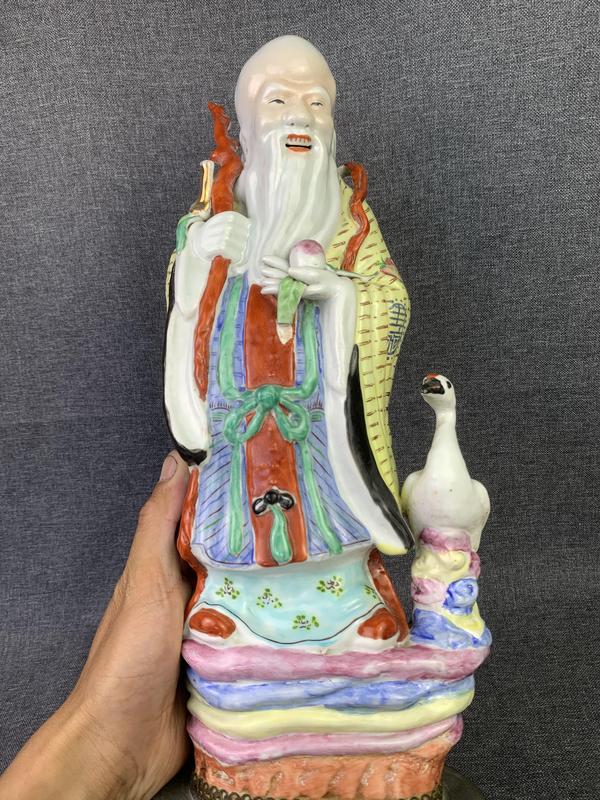 古玩陶瓷粉彩壽星塑像拍賣,當前價格2600元
