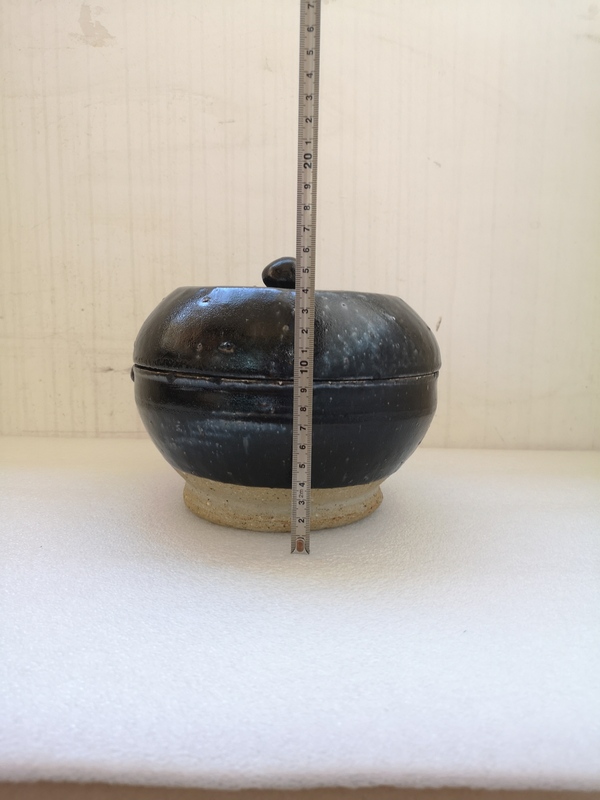古玩陶瓷明末清初磁州窯黑釉蓋罐拍賣,當前價格1600元
