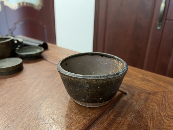 古玩陶瓷宋元褐釉圈足香爐拍賣,當前價格999元