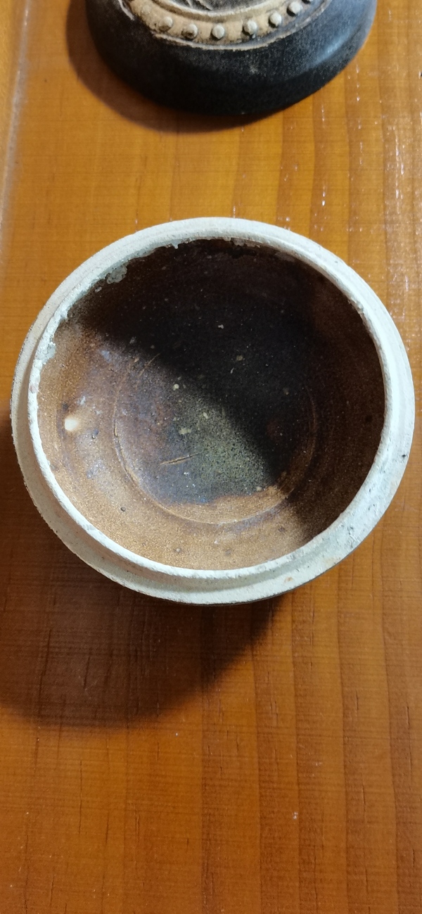 古玩陶瓷宋末元初吉州窯系印花花卉紋粉盒拍賣,當前價格3200元