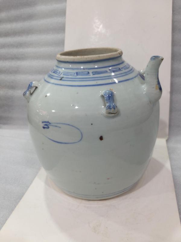 古玩陶瓷青花庭院嬰戲紋四系蓋壺拍賣,當前價格5880元