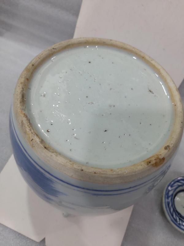 古玩陶瓷青花庭院嬰戲紋四系蓋壺拍賣,當前價格5880元