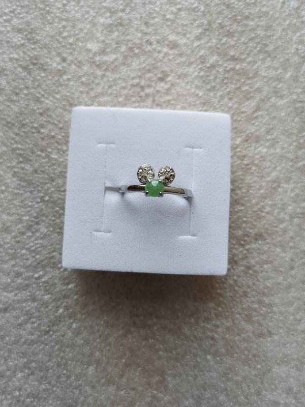 古玩玉器翡翠戒指拍賣,當前價格298元
