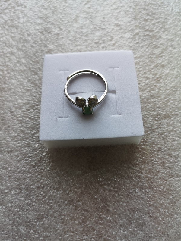 古玩玉器翡翠戒指拍賣,當前價格298元