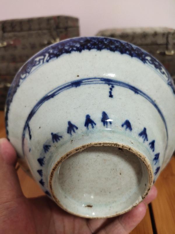 古玩陶瓷清康熙-青花锦地八宝纹折腰碗拍卖，当前价格366元