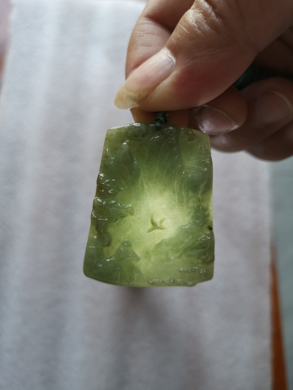 古玩玉器山水牌子拍賣,當前價格260元