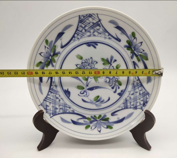 古玩陶瓷六十至八十年代花卉紋彩繪盤拍賣,當前價格168元