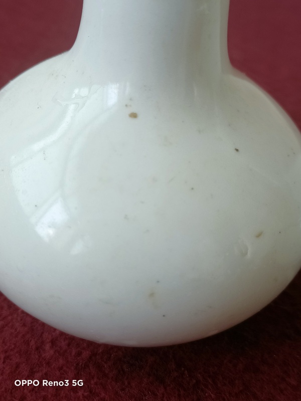 古玩陶瓷出口創匯期白釉荸薺瓶拍賣,當前價格360元