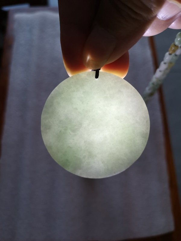 古玩玉器山水牌子拍賣,當前價格750元